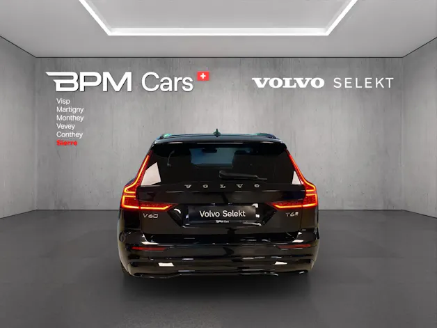 Volvo V60 T6 eAWD Plug in Hybrid Plus Dark Geartronic