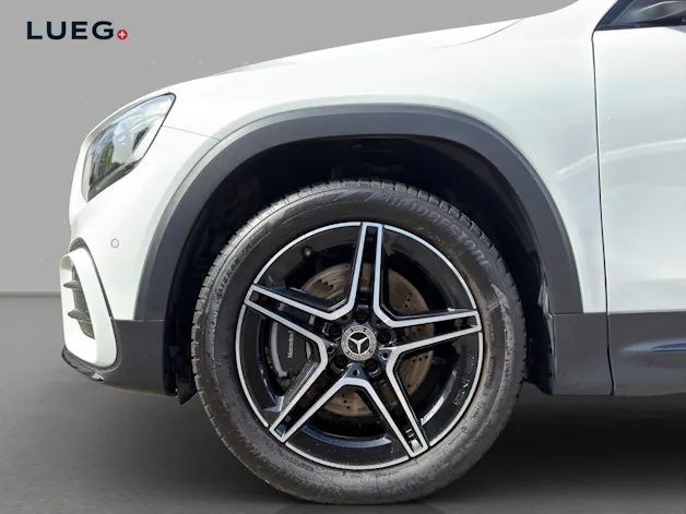 Mercedes-Benz GLB 220 4Matic 8G-Tronic