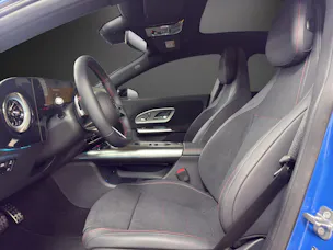 Mercedes-Benz CLA 220 4MATIC
