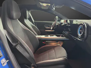 Mercedes-Benz CLA 220 4MATIC
