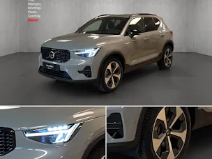 Volvo XC40 B3 Benzin Mild Hybrid Plus Dark DCT