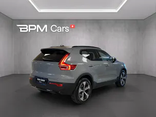 Volvo XC40 B3 Benzin Mild Hybrid Plus Dark DCT