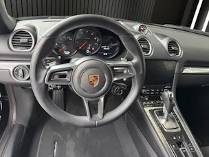 PORSCHE Boxster 718
