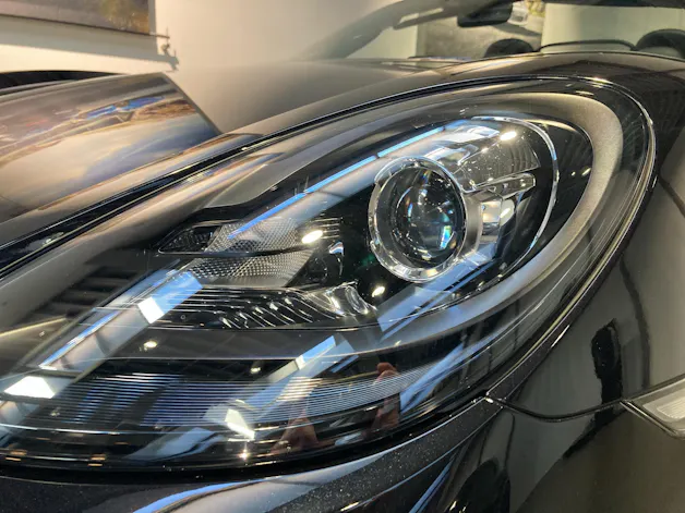 PORSCHE Boxster 718