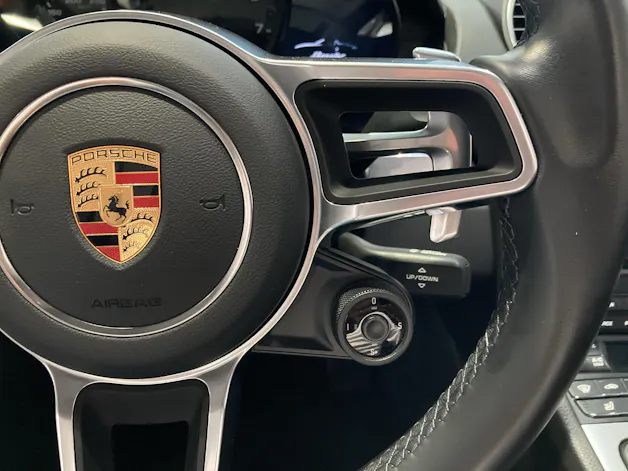 PORSCHE Boxster 718