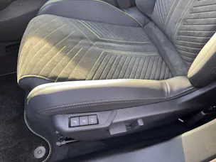 Peugeot 2008 1.2 Hybrid 145 GT