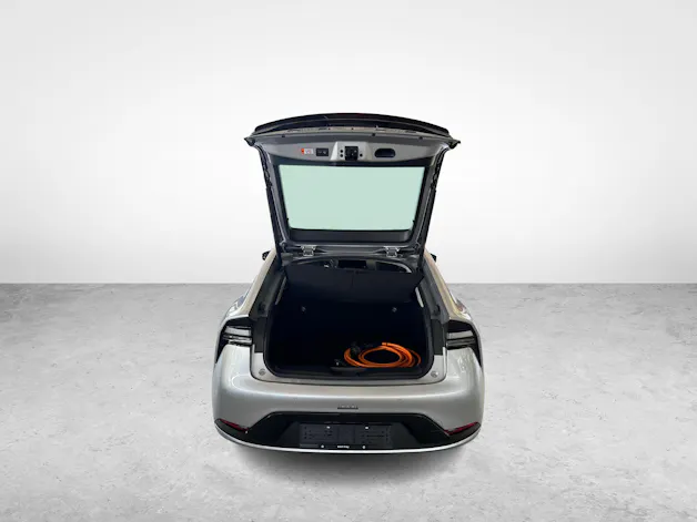 Toyota Prius 2.0 Plug-In-Hybrid Style