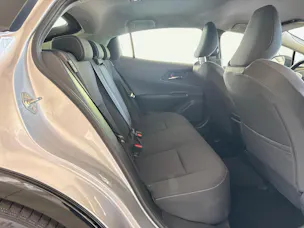 Toyota Prius 2.0 Plug-In-Hybrid Style