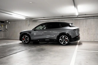https://vehicle.imgix.net/4291561/4c2a5e03-4cf0-4465-aba6-c333ea318216.jpg