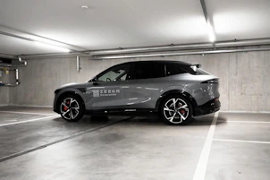 Fahrzeugbild ZEEKR 7X Privilege AWD