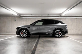 https://vehicle.imgix.net/4291561/ff1d50cf-c251-4084-ad12-8b6e84cda118.jpg