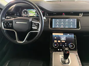 Land Rover Range Rover Evoque 2.0 T SE mit Panoramadach