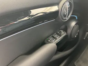 Mini Cooper Steptronic DKG (CH)