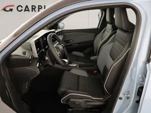 Renault R4 E-Tech Comfort Range iconic