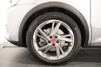 https://vehicle.imgix.net/4291737/a49cd434-61ab-41b8-af66-8a4ba2529a9d.JPG