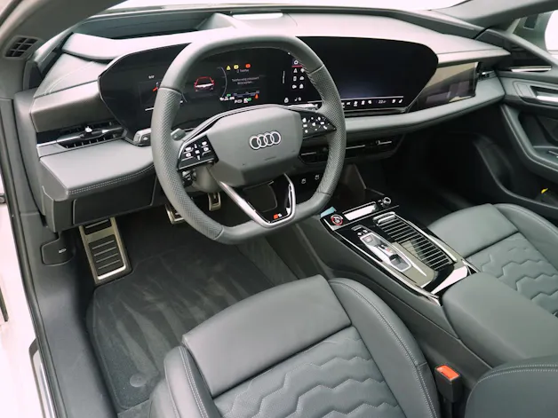 Audi S6 e-tron Avant quattro