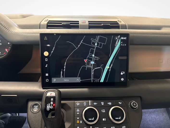 Fahrzeugbild LAND ROVER DEFENDER