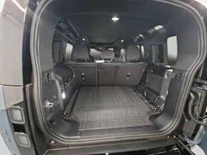 Fahrzeugbild LAND ROVER Defender 110 2.0 P300e X-Dynamic HSE