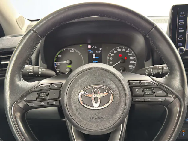 Toyota Yaris 1.5 VVT-i HSD Trend