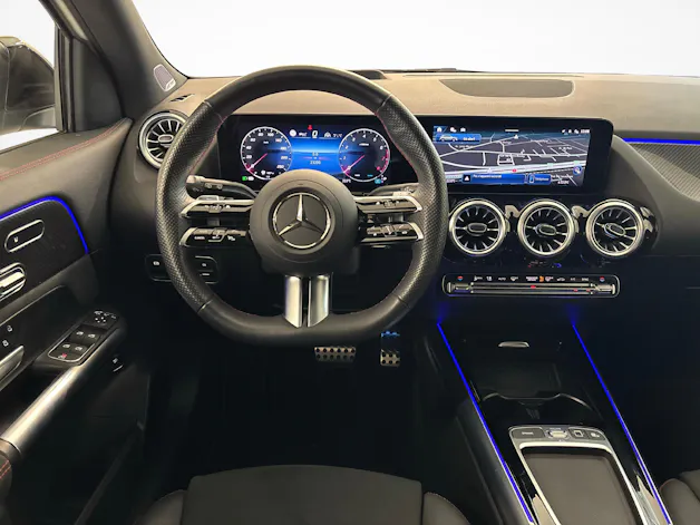 Mercedes-Benz GLA 250 AMG Line 4matic