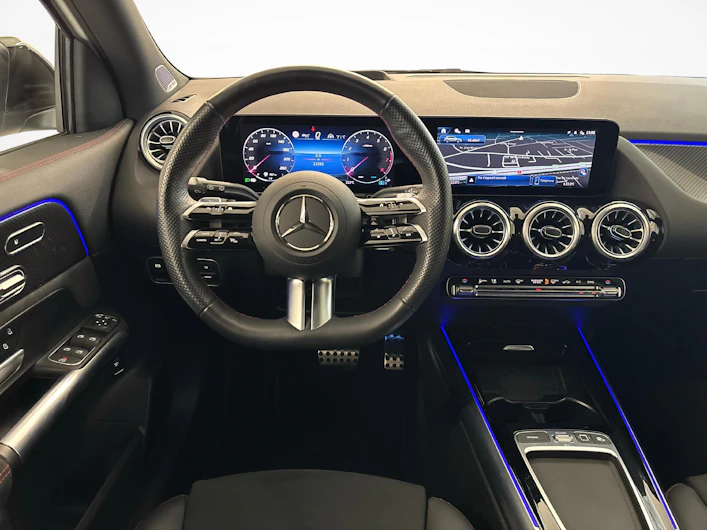 Fahrzeugbild MERCEDES-BENZ GLA 250