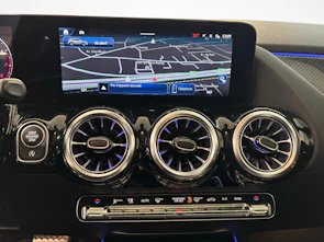 Fahrzeugbild MERCEDES-BENZ GLA 250 AMG Line 4matic