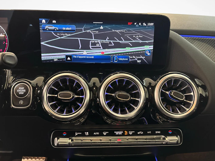 Fahrzeugbild MERCEDES-BENZ GLA 250