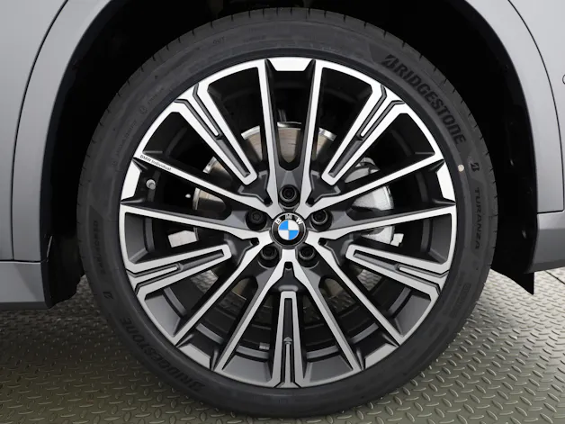 BMW iX1 30 xDrive