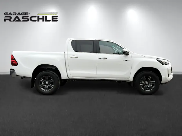 Toyota Hilux Double Cab.-Pick-up 2.4 D-4D 150 Style