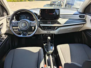 Suzuki Swift 1.2 Sakura Hybrid