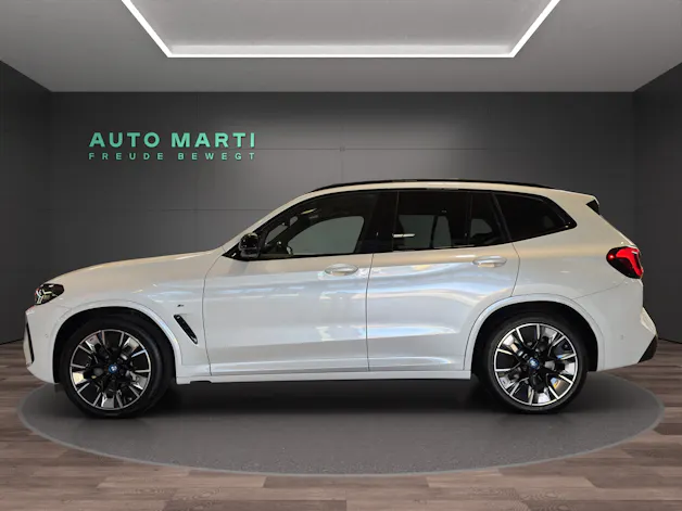 BMW iX3 Impressive