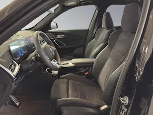 BMW X1 23d xDrive paddles