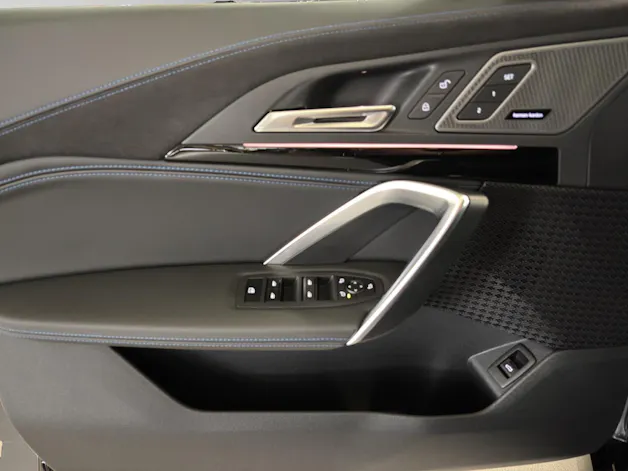 BMW X1 23d xDrive paddles