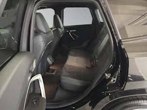 BMW X1 23d xDrive paddles