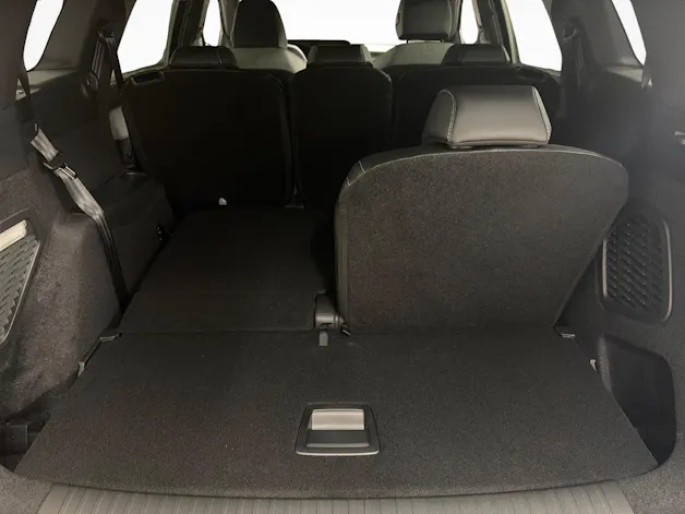 PEUGEOT 5008 1.6 PHEV GT