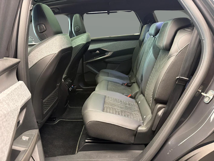 Fahrzeugbild PEUGEOT 5008