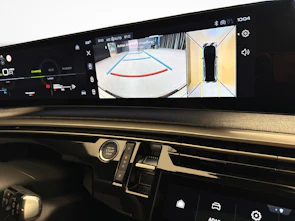 Fahrzeugbild PEUGEOT 5008 1.6 PHEV GT