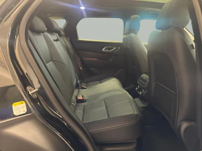 https://vehicle.imgix.net/4292111/f25a7742-4262-40d9-92ae-48366e7772cc.jpg