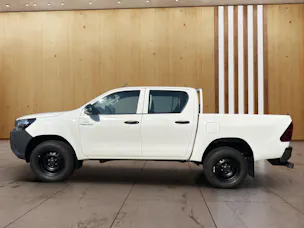 Toyota Hilux Double Cab.-Pick-up 2.4 D-4D 150 Comfort