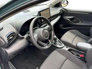 Toyota Yaris 1.5 VVT-i HSD Trend