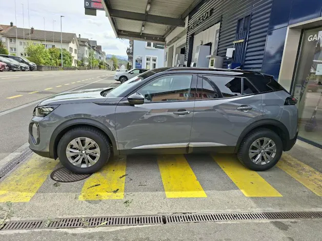 Peugeot 2008 1.2 Hybrid 145 GT