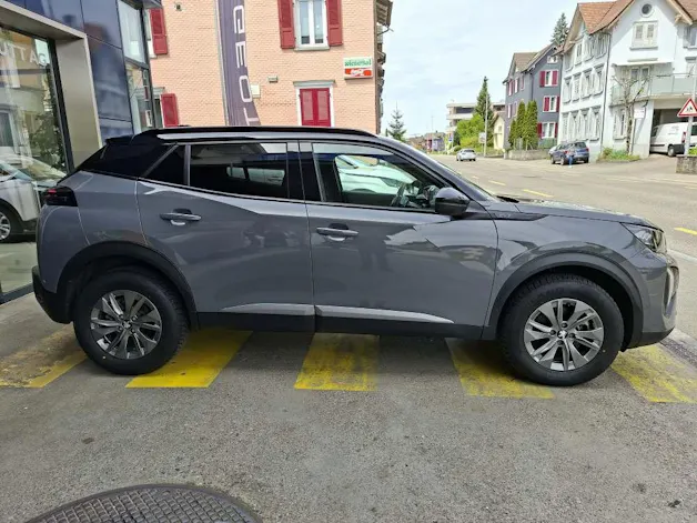Peugeot 2008 1.2 Hybrid 145 GT
