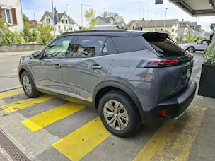 Peugeot 2008 1.2 Hybrid 145 GT