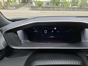 Peugeot 2008 1.2 Hybrid 145 GT
