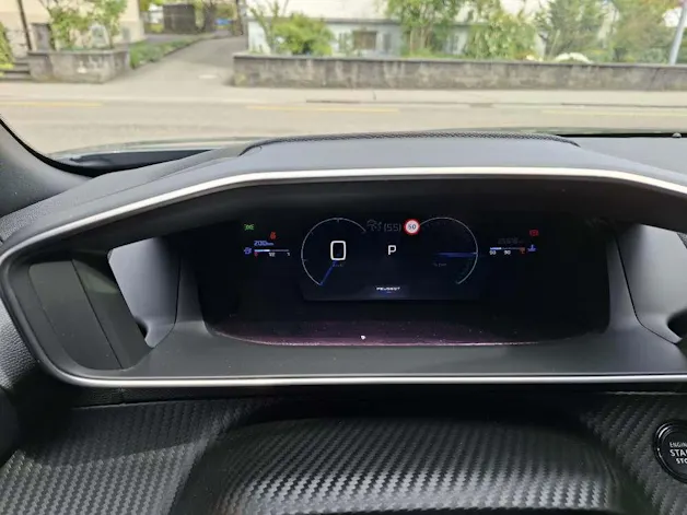 Peugeot 2008 1.2 Hybrid 145 GT