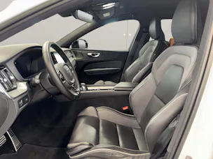 Volvo XC60 2.0 B4 MH R-Design AWD