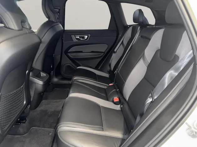Volvo XC60 2.0 B4 MH R-Design AWD