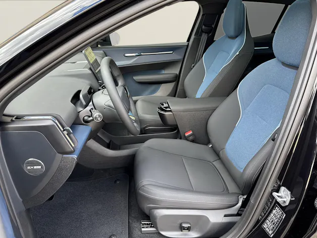 Volvo EX30 E60 Twin Ultra Performance Sw. Black Ed. AWD