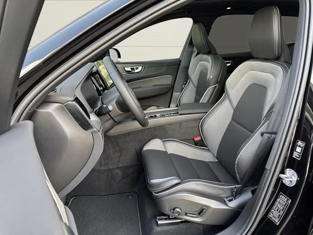 Volvo XC60 2.0 T6 TE Black Edition eAWD