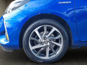 Toyota Yaris 1.5 VVT-i HSD Trend